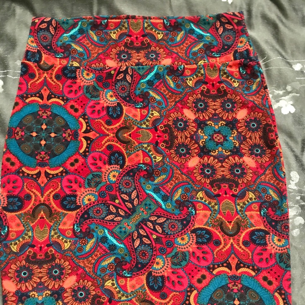 EUC Lularoe XL Cassie Skirt